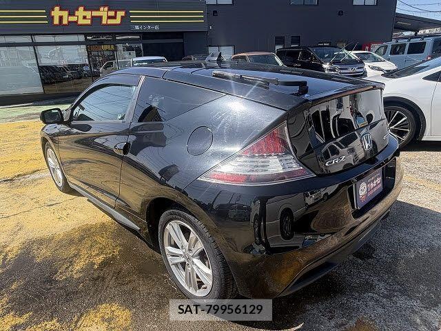 Honda CR-Z 2010-06 4322228-6