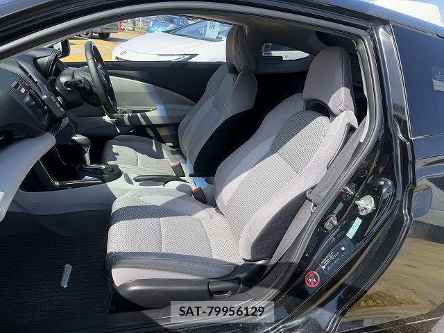 Honda CR-Z 2010-06 4322228-8