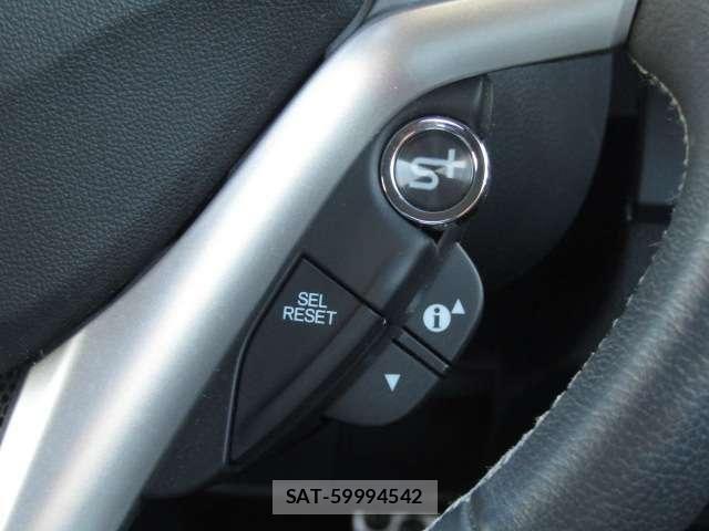 Honda CR-Z 2016-05 4638514-4