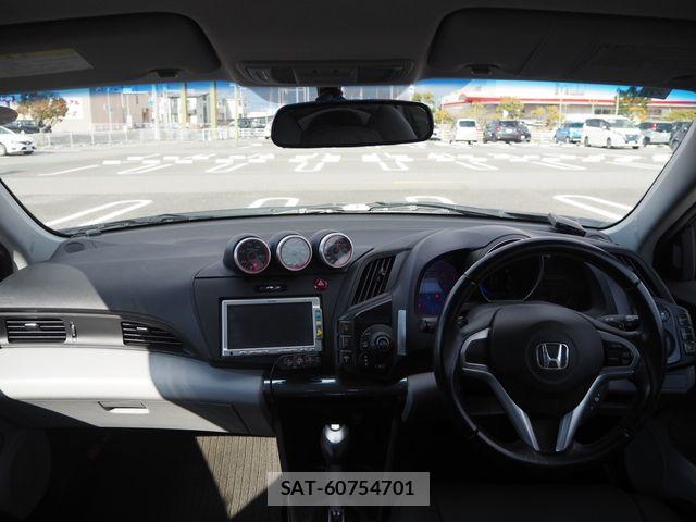 Honda CR-Z 2010-08 4936494-13