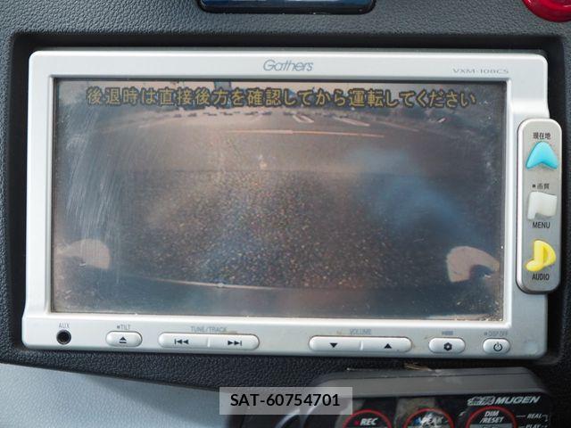 Honda CR-Z 2010-08 4936494-15