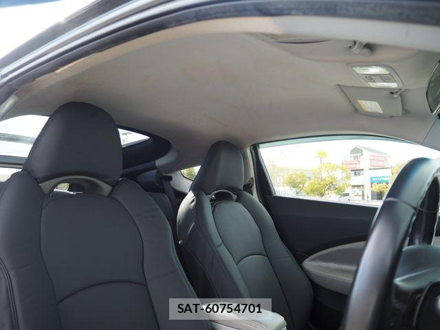 Honda CR-Z 2010-08 4936494-24