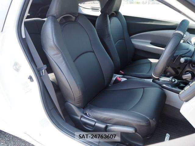 Honda CR-Z 2011-01 5864278-18