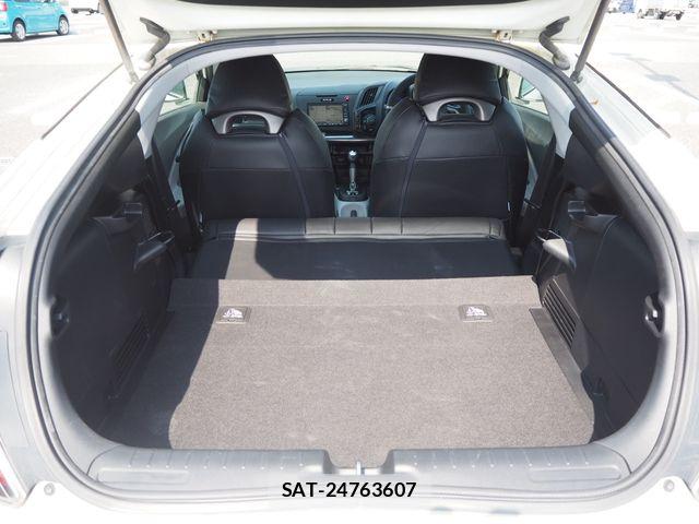 Honda CR-Z 2011-01 5864278-25