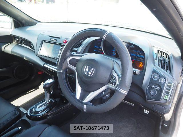 Honda CR-Z 2013-01 5864280-1