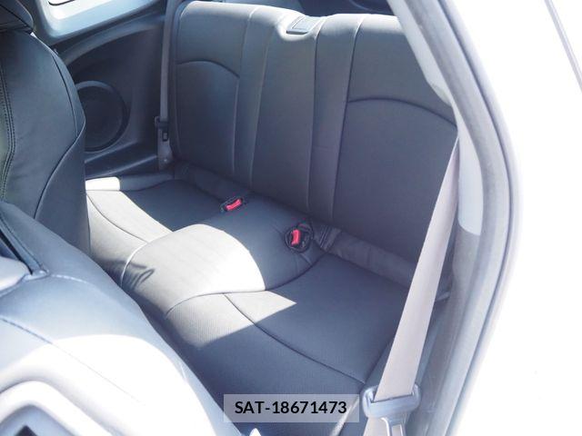 Honda CR-Z 2013-01 5864280-19