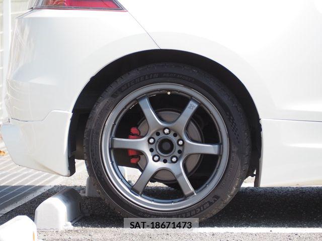 Honda CR-Z 2013-01 5864280-6
