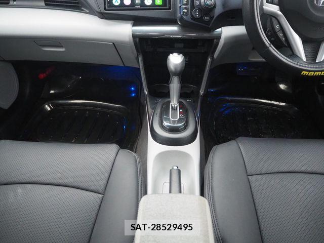 Honda CR-Z 2010-09 6010963-16