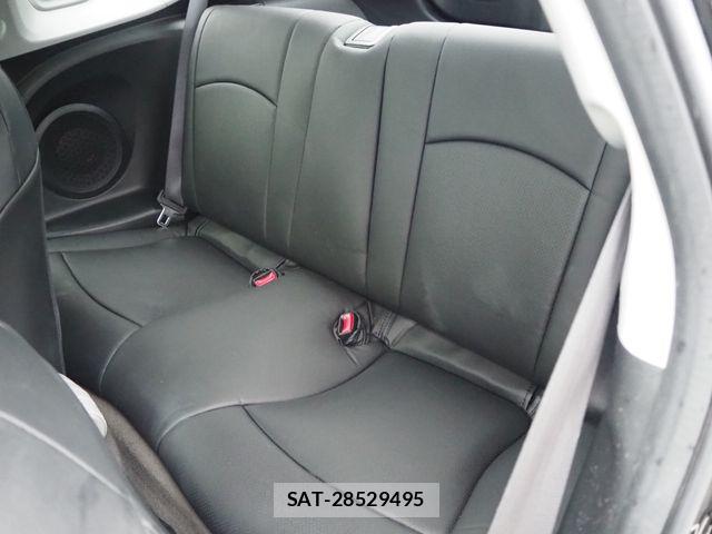 Honda CR-Z 2010-09 6010963-19