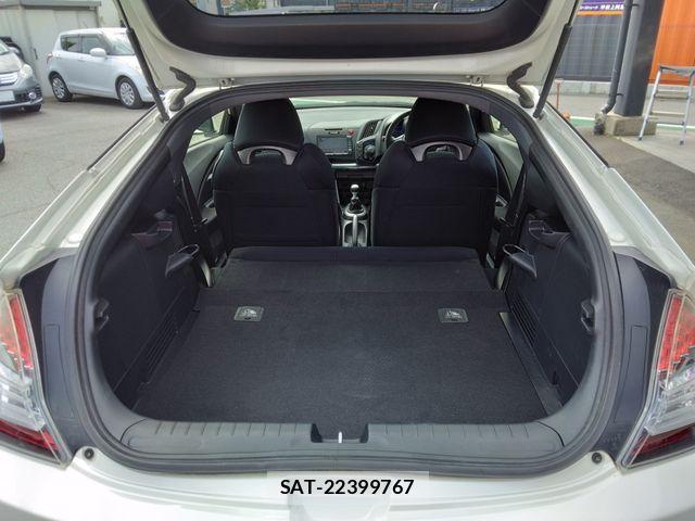 Honda CR-Z 2013-04 6611269-16
