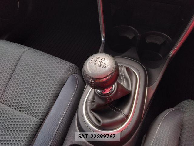 Honda CR-Z 2013-04 6611269-21