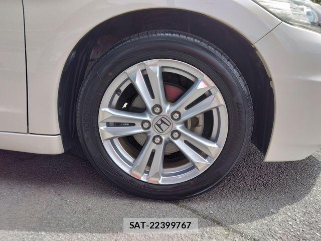 Honda CR-Z 2013-04 6611269-29