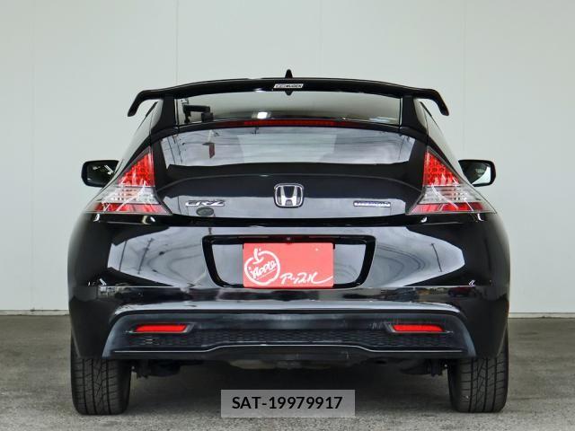 Honda CR-Z 2014-09 6641417-13
