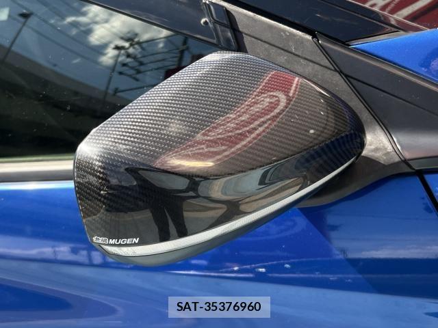 Honda CR-Z 2015-06 6751143-20