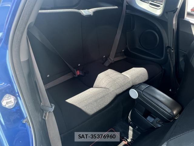 Honda CR-Z 2015-06 6751143-25