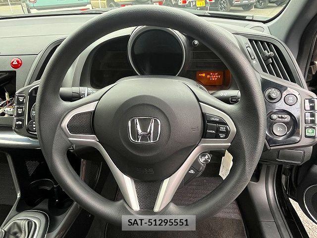 Honda CR-Z 2013-01 6814433-13