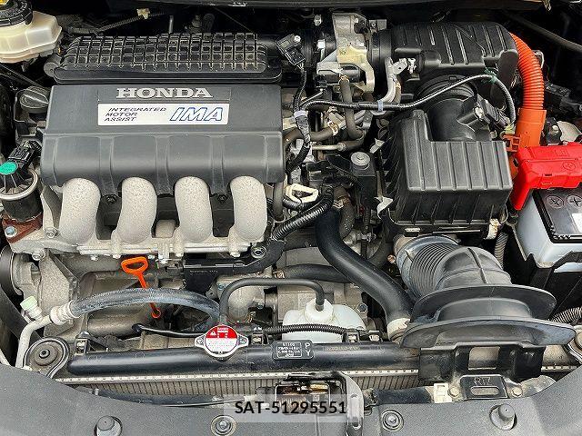 Honda CR-Z 2013-01 6814433-27