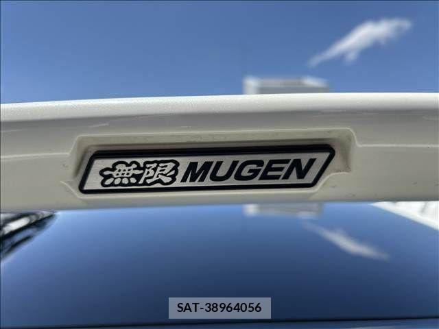 Honda CR-Z 2013-04 6903781-15