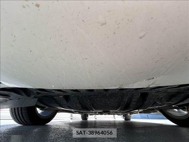 Honda CR-Z 2013-04 6903781-18