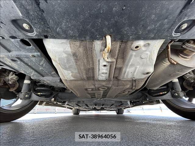 Honda CR-Z 2013-04 6903781-19