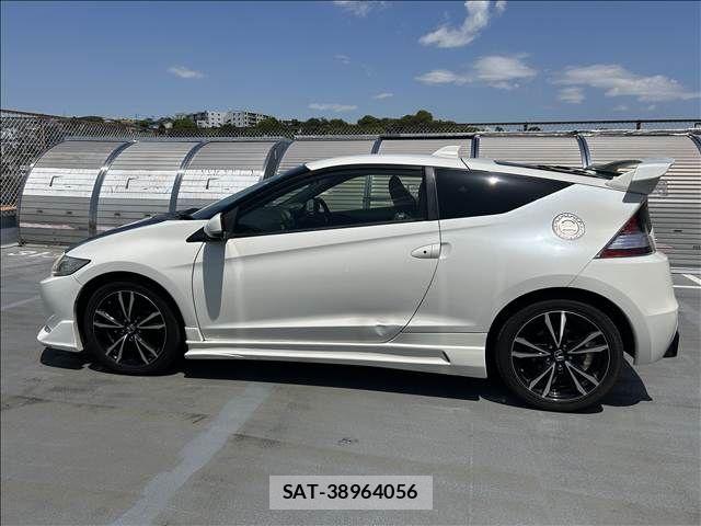 Honda CR-Z 2013-04 6903781-2