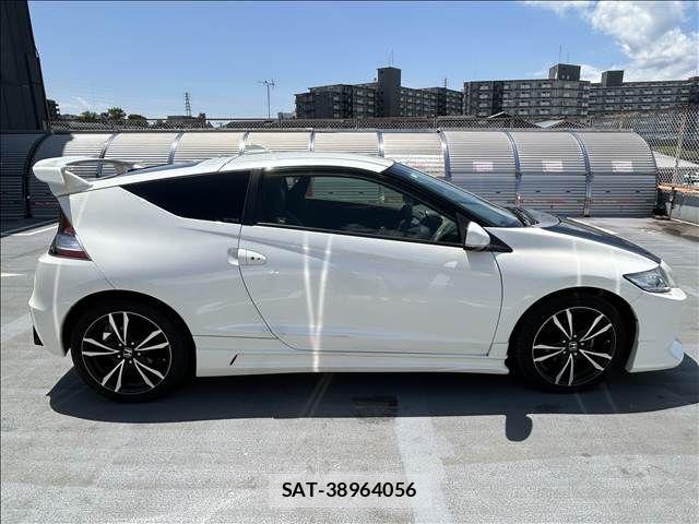 Honda CR-Z 2013-04 6903781-29