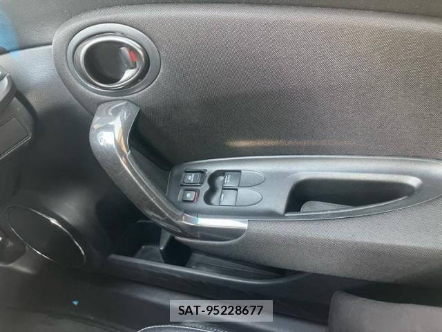 Honda CR-Z 2015-06 7020273-14