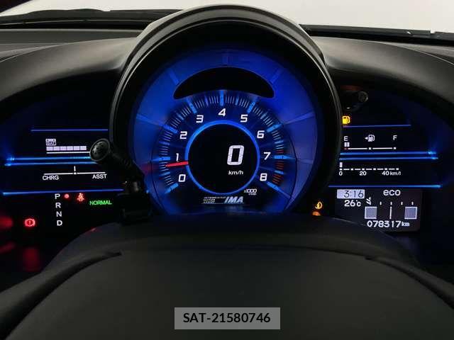 Honda CR-Z 2014-02 7216771-10