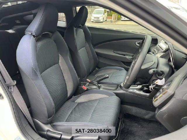 Honda CR-Z 2013-04 7216767-3