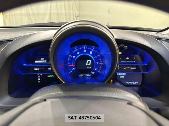 Honda CR-Z 2010-01 7216758-10