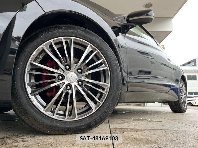 Honda CR-Z 2012-11 7216764-9