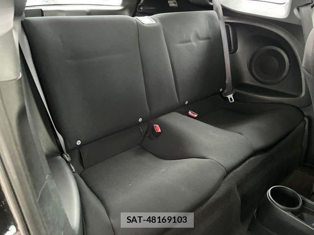 Honda CR-Z 2012-11 7216764-4