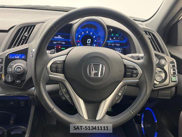 Honda CR-Z 2012-11 7216761-13