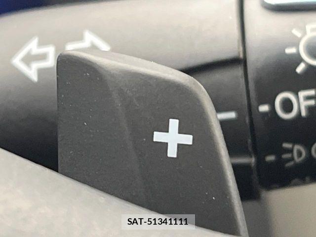 Honda CR-Z 2012-11 7216761-7