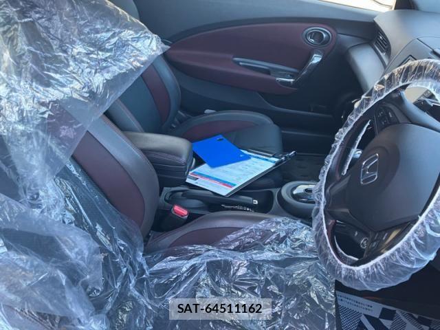 Honda CR-Z 2013-08 7216770-9