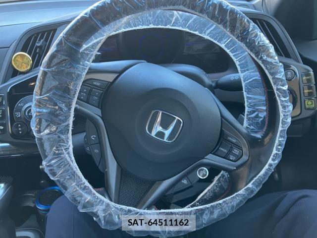 Honda CR-Z 2013-08 7216770-11