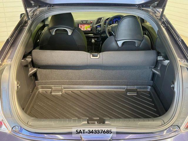Honda CR-Z 2013-05 7216765-9