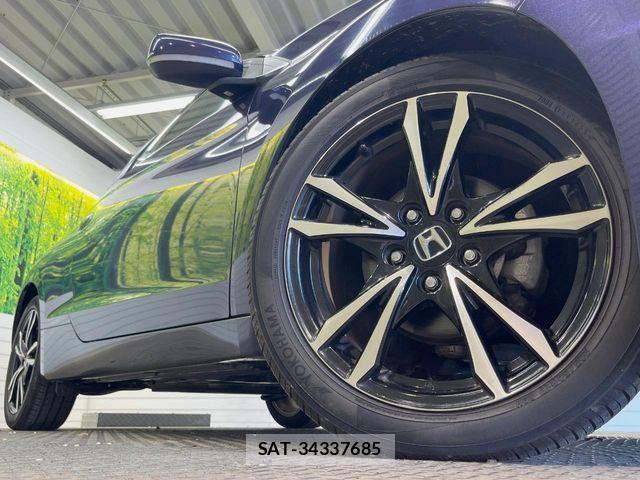 Honda CR-Z 2013-05 7216765-12