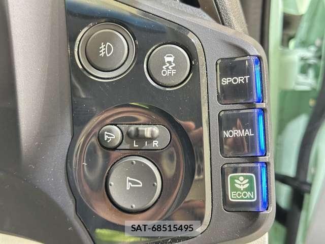 Honda CR-Z 2010-06 7216763-12