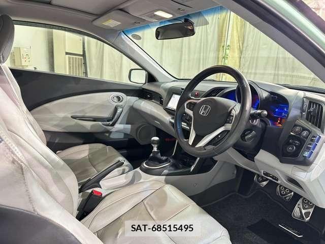 Honda CR-Z 2010-06 7216763-8