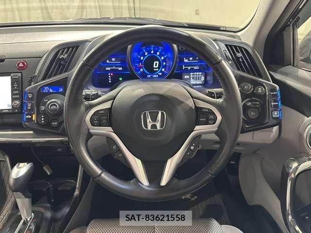Honda CR-Z 2010-04 7271758-9