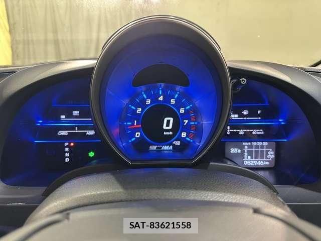 Honda CR-Z 2010-04 7271758-10