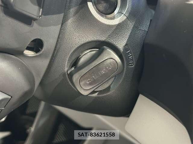 Honda CR-Z 2010-04 7271758-15