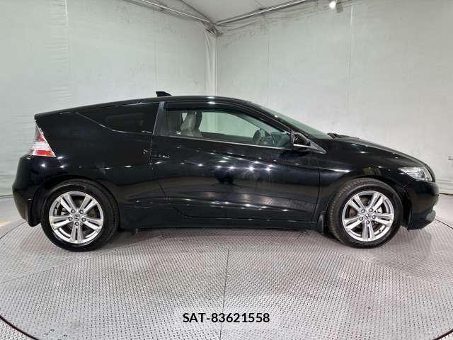 Honda CR-Z 2010-04 7271758-3