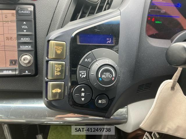Honda CR-Z 2010-12 7326447-19