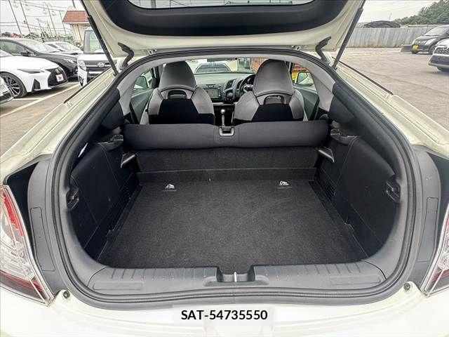 Honda CR-Z 2011-03 7326444-18