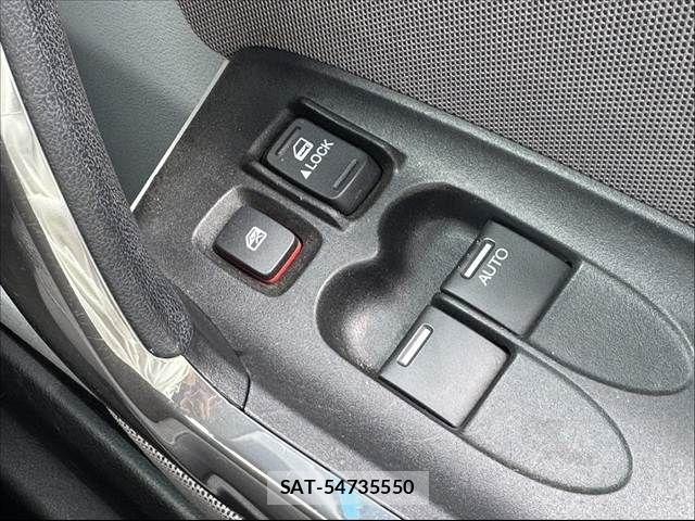 Honda CR-Z 2011-03 7326444-22