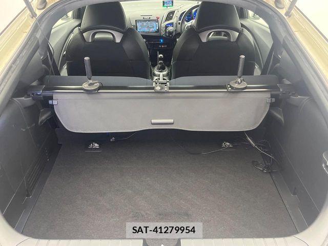 Honda CR-Z 2012-02 7357349-12