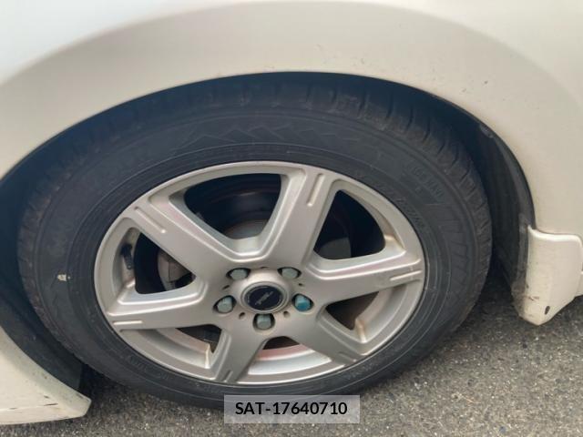 Honda CR-Z 2010-03 7357348-12