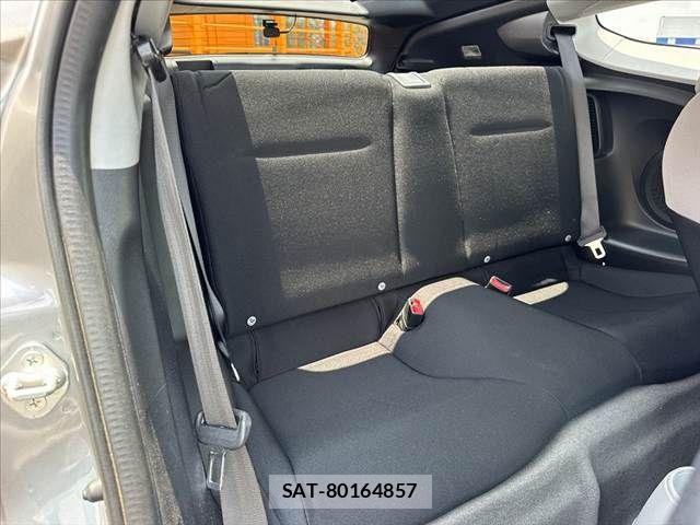 Honda CR-Z 2010-12 7453713-19